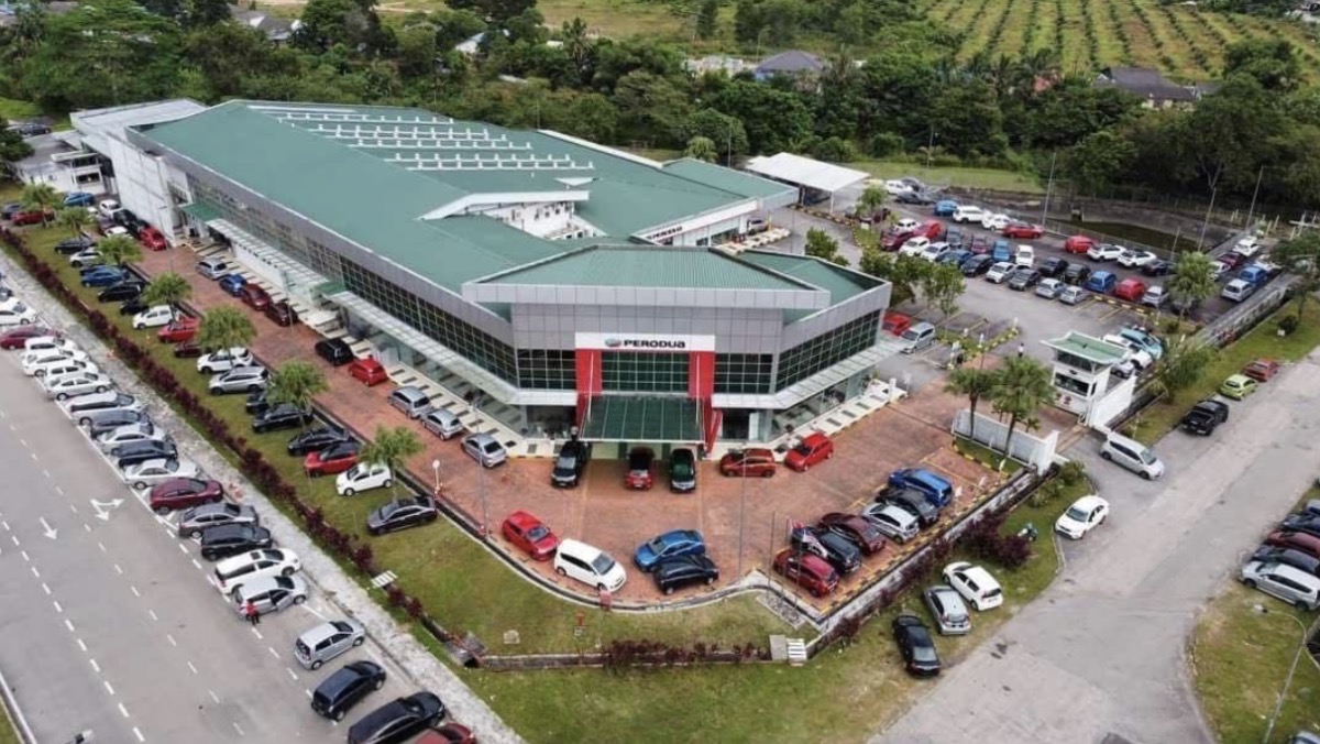 Aerial view of Perodua Plentong showroom